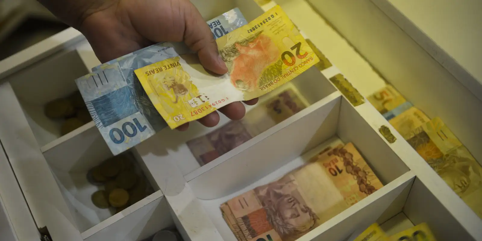 Bancos transferem bilhões esquecidos ao Desenrola; veja o que acontece com seu dinheiro