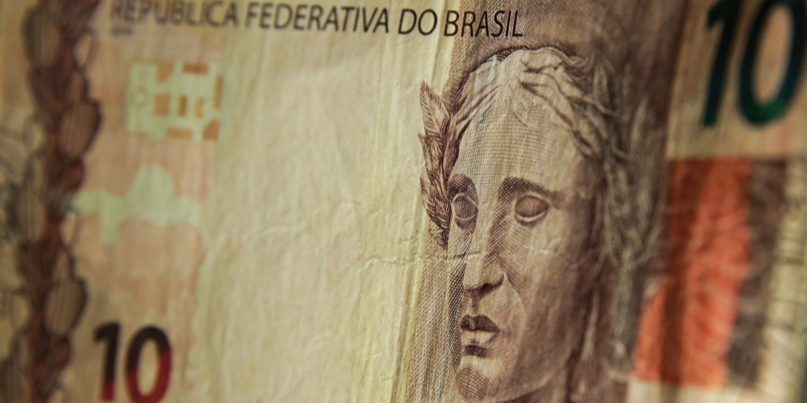 Fast Shop é multada em R$ 1 bilhão: governo de SP aplica sanção recorde por fraude