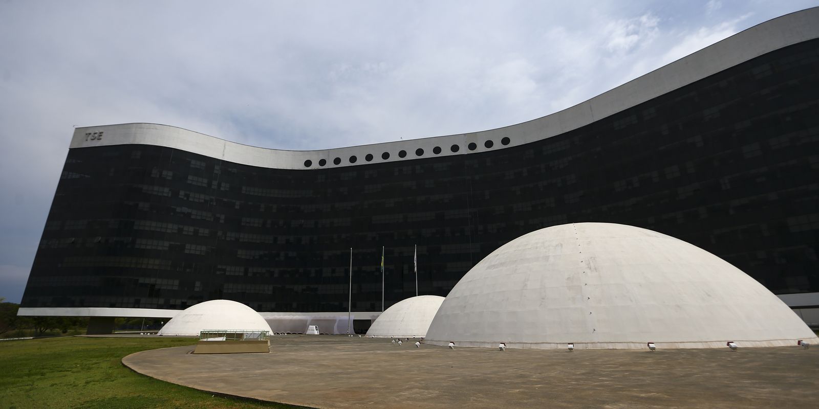 Eleições 2024: especialistas alertam para o risco da inteligência artificial na disseminação de fake news