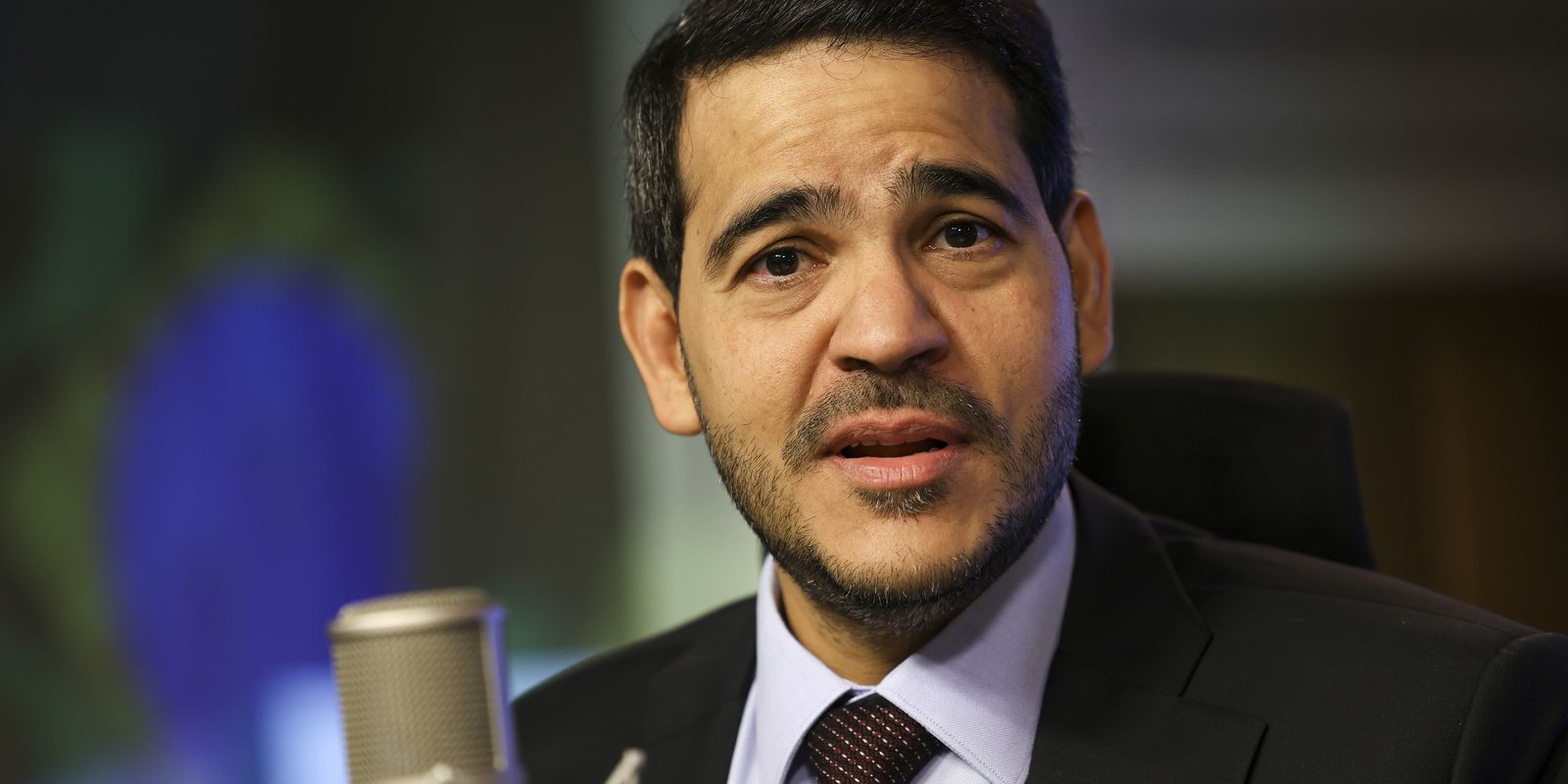 Lula desafia Senado e anuncia que indicará Jorge Messias ao STF novamente