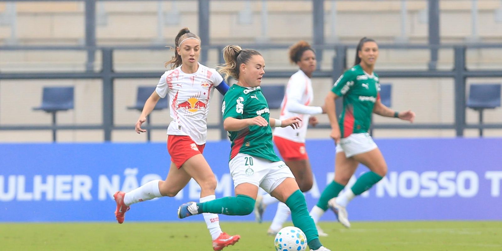 Palmeiras assume liderança provisória do Brasileiro Feminino após vencer Bragantino