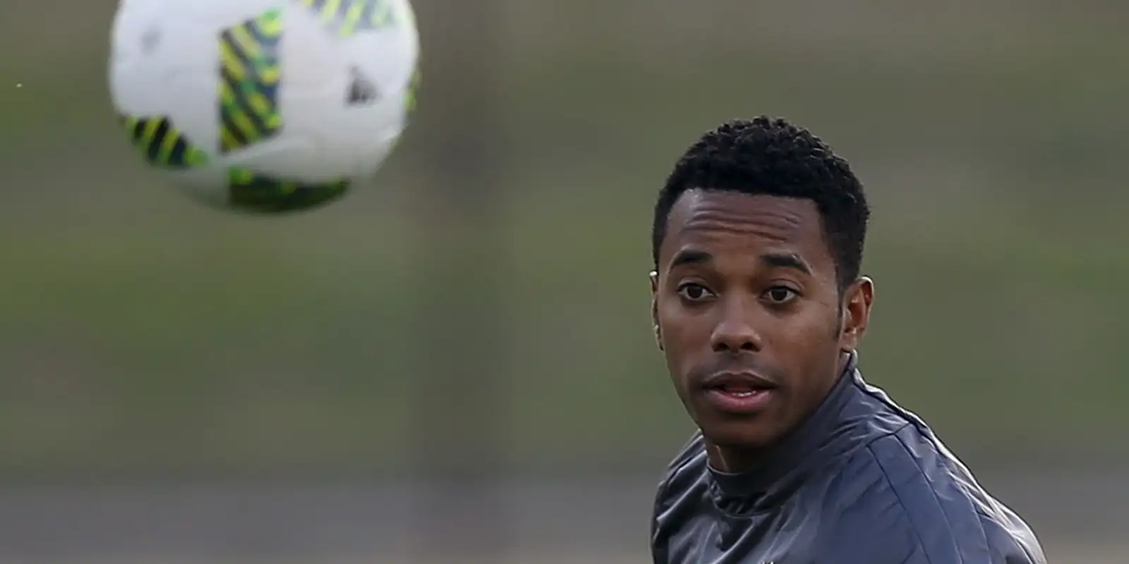Reviravolta na pena de Robinho? Defesa pede ao STF retirada de hediondez