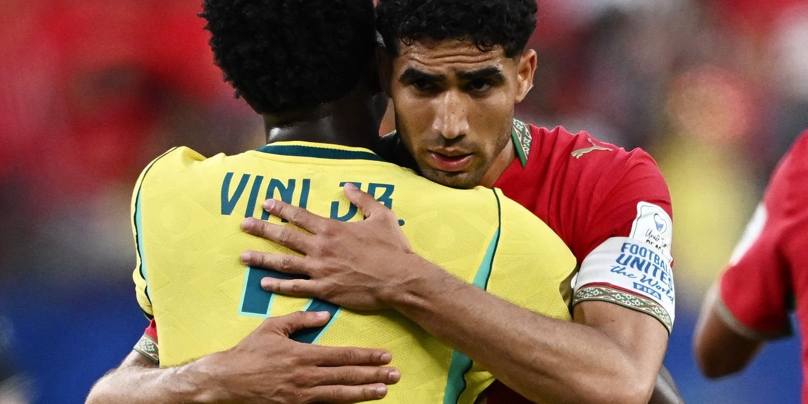 Vinícius Júnior desabafa sobre atuação do Brasil e pede melhoria após empate na Copa