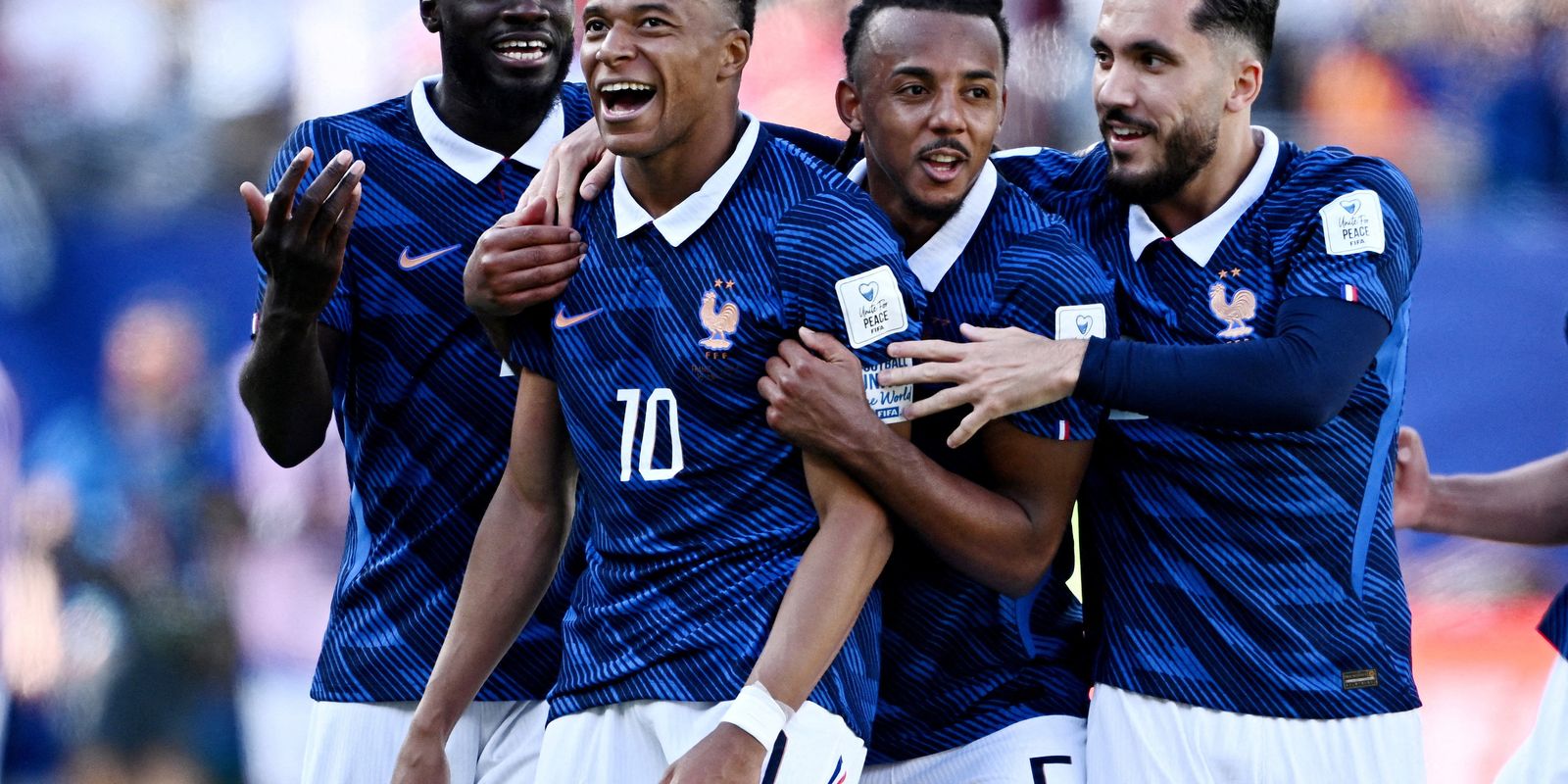 Mbappé lidera França à vitória por 3 a 1 sobre Senegal na Copa do Mundo