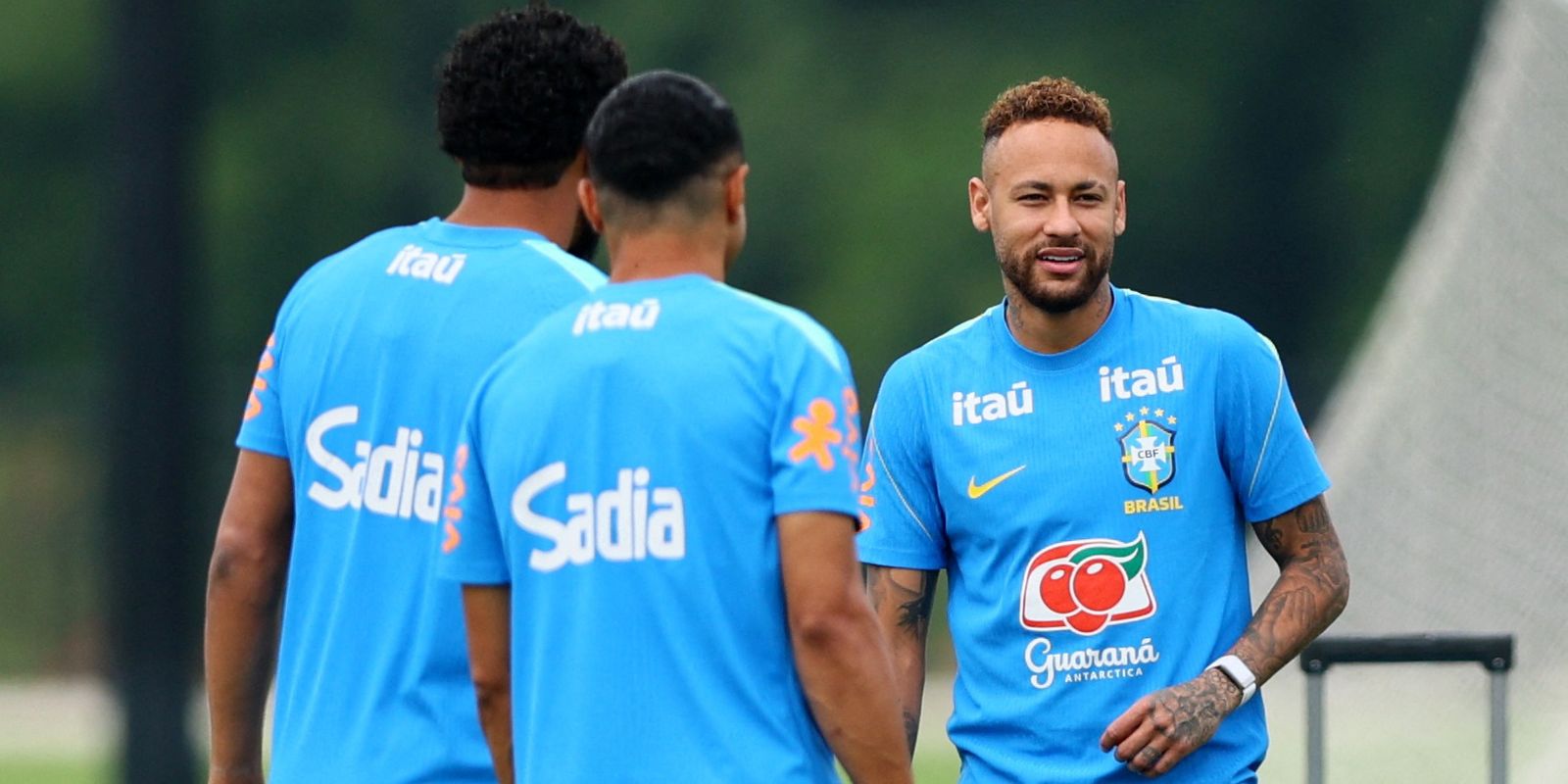 Brasil treina em horário especial e se prepara para duelo contra o Japão na Copa