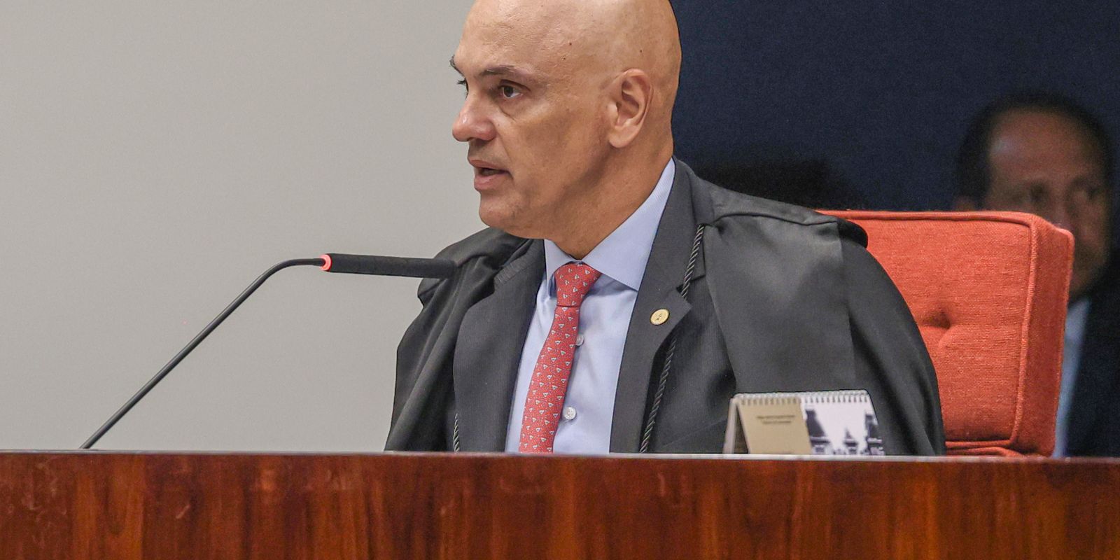 Moraes arquiva investigação contra Bolsonaro no caso Abin Paralela: entenda a decisão