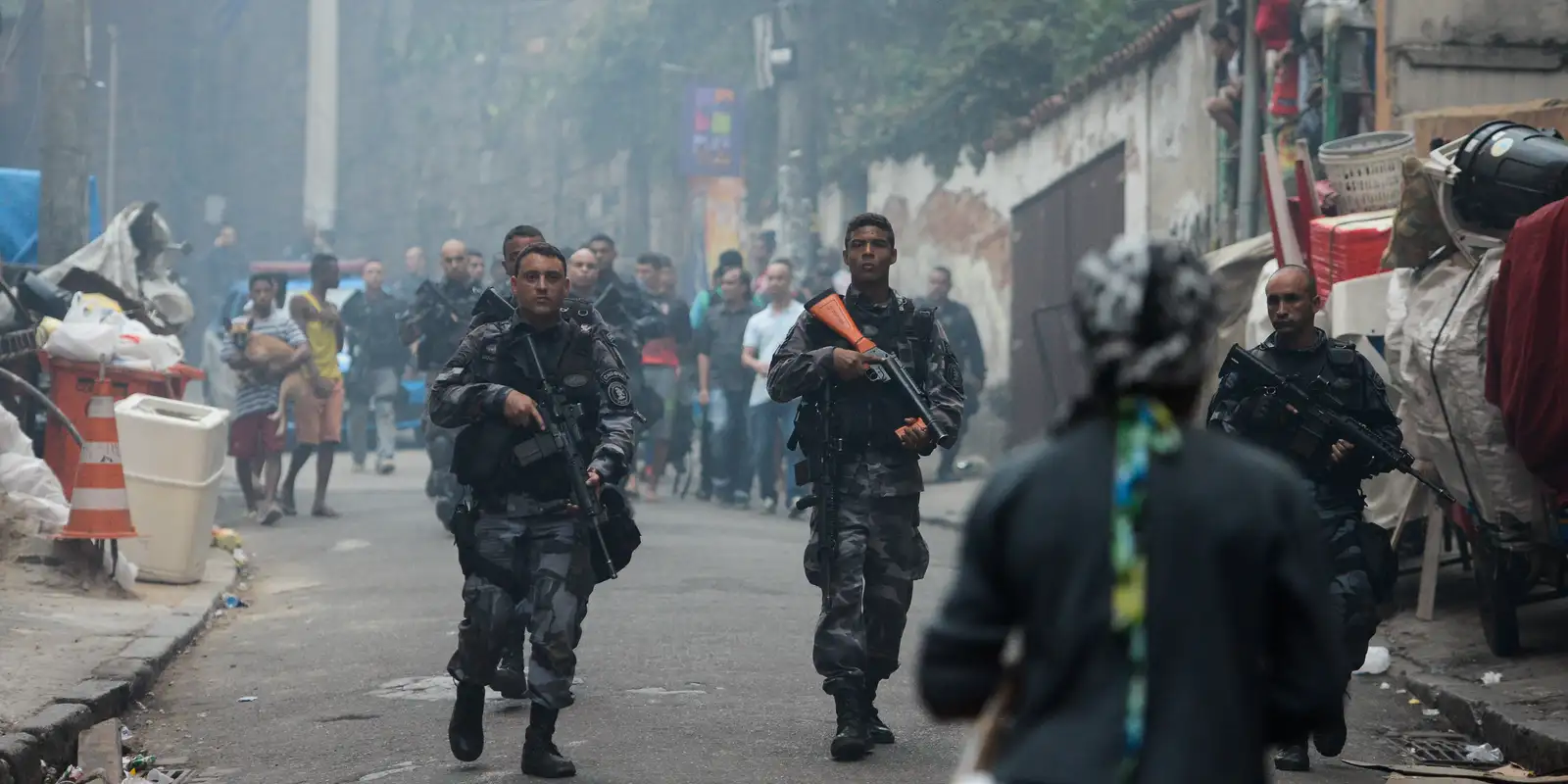 Especialistas alertam: por que classificar PCC e CV como terroristas pode piorar o crime no Brasil