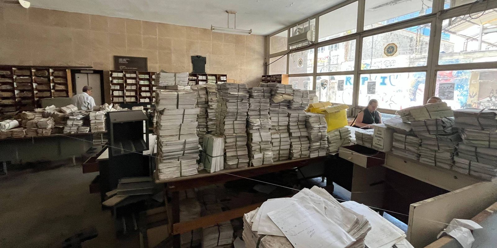Documentos históricos do IML do Rio são resgatados para preservar a memória nacional