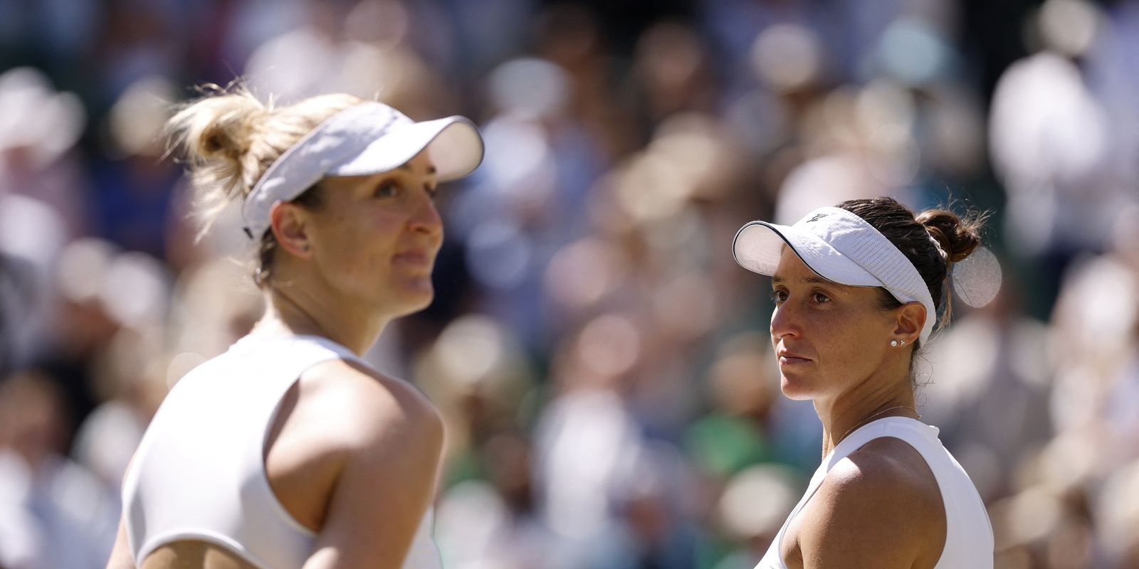Luisa Stefani e parceira canadense conquistam vice-campeonato inédito em Wimbledon