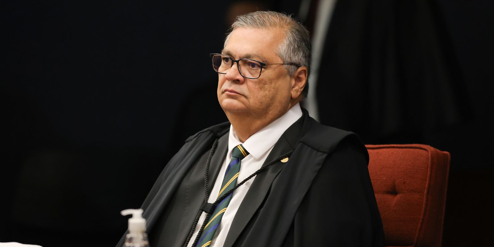 Flávio Dino autoriza PF a acessar inquérito sobre produtora do filme de Bolsonaro