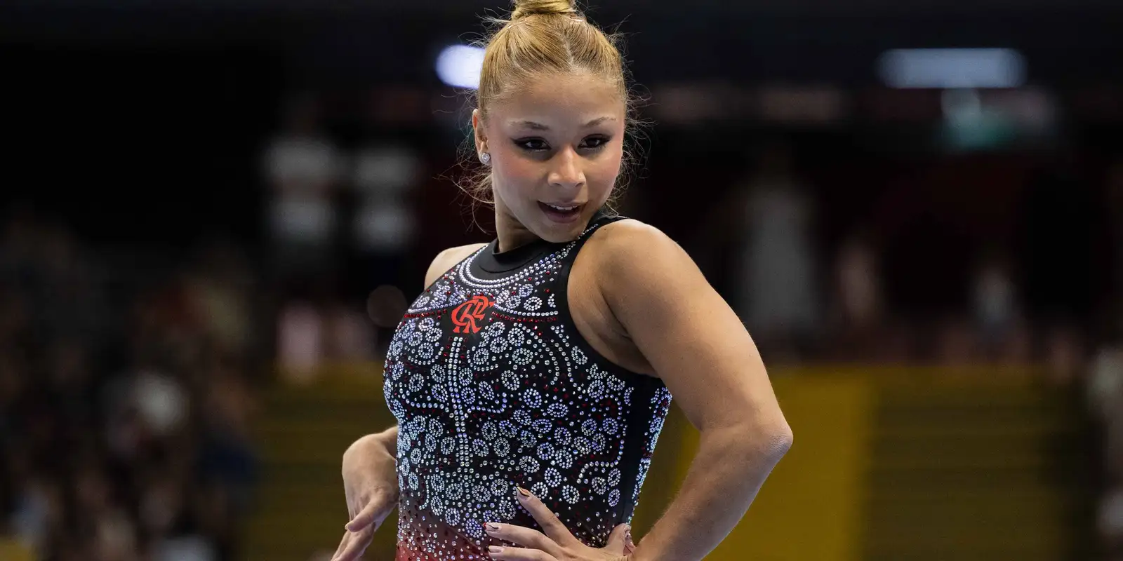Flávia Saraiva dá show e fatura ouro duplo no Campeonato Brasileiro de Ginástica