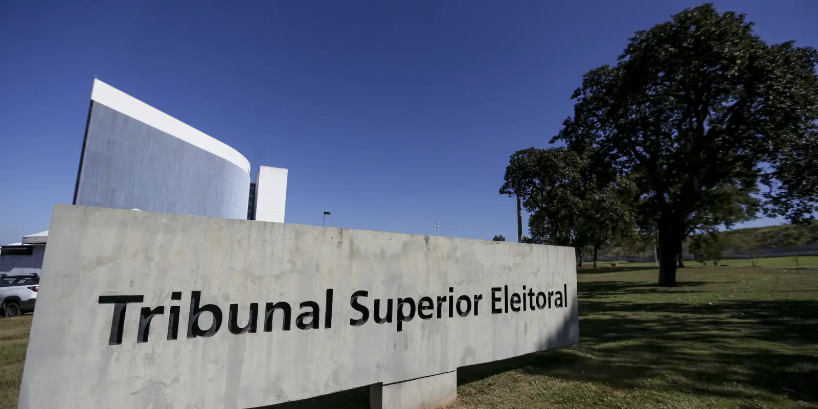 TSE cria conselho para combater IA e desinformação nas eleições de 2024