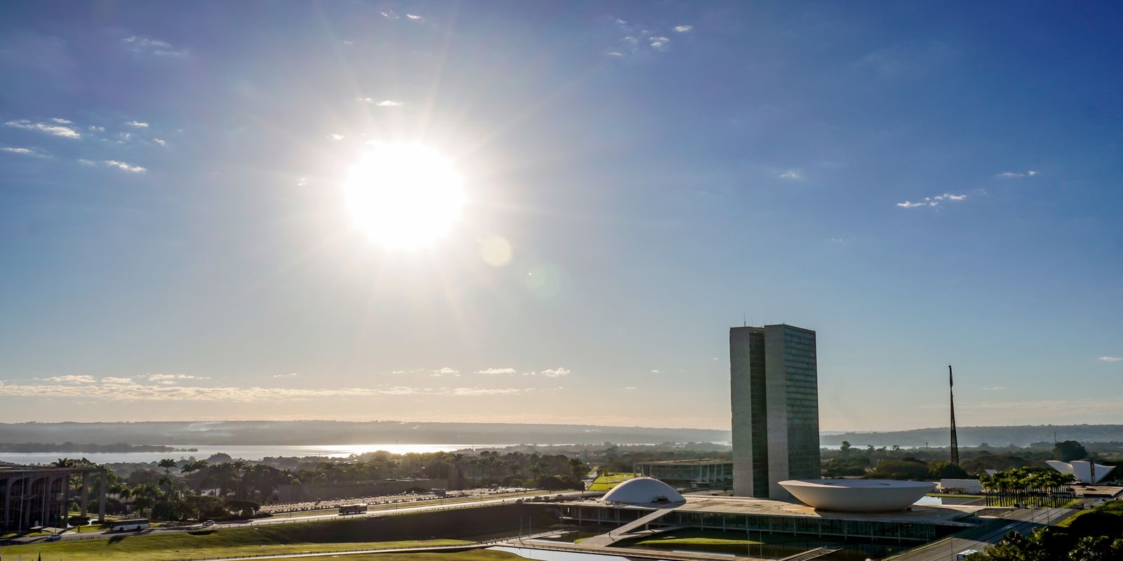 Congresso decide futuro da escala 6×1 e da ‘taxa das blusinhas’ esta semana