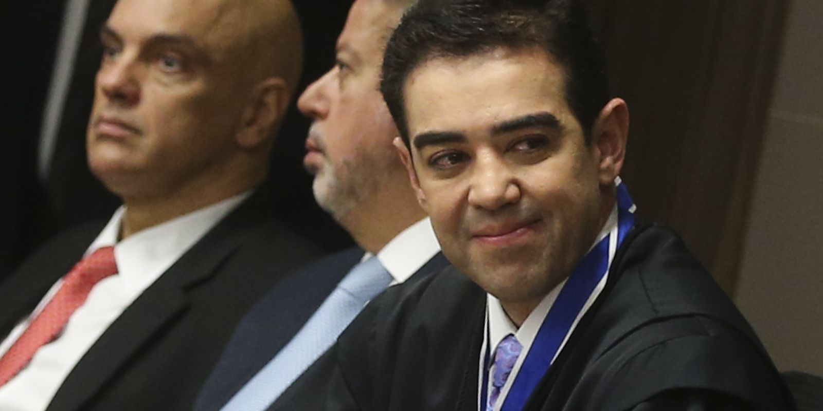 Aos 48 anos, ministro Bruno Dantas choca o TCU e anuncia renúncia