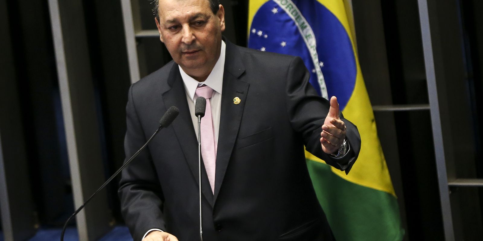 Fim da jornada 6×1 avança no Senado: relator da CCJ rejeita todas as emendas