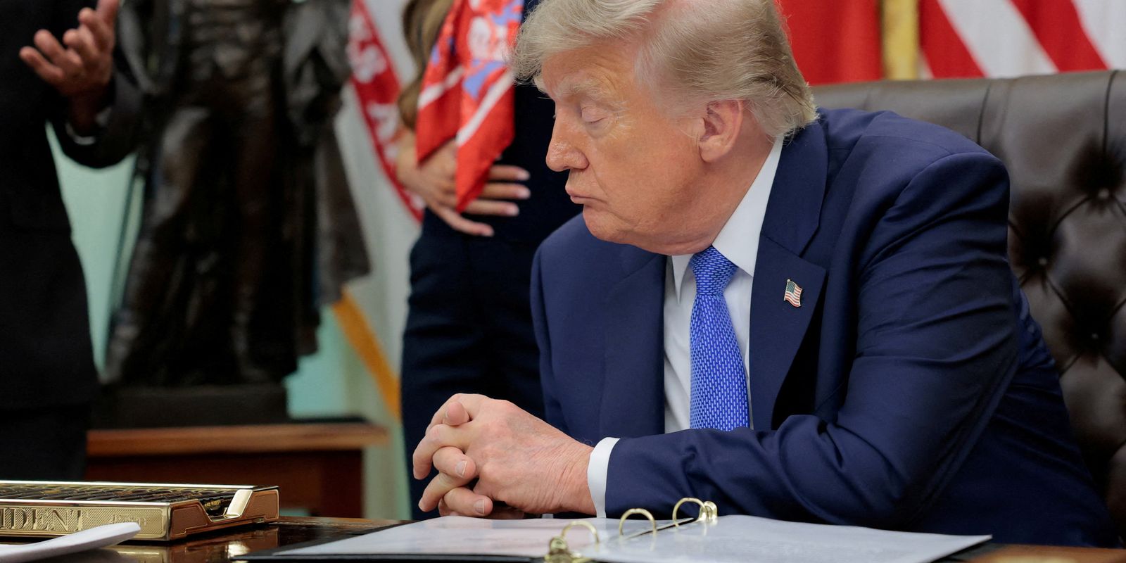 Trump promete US$ 5 mil a cada americano caso Republicanos vençam eleições