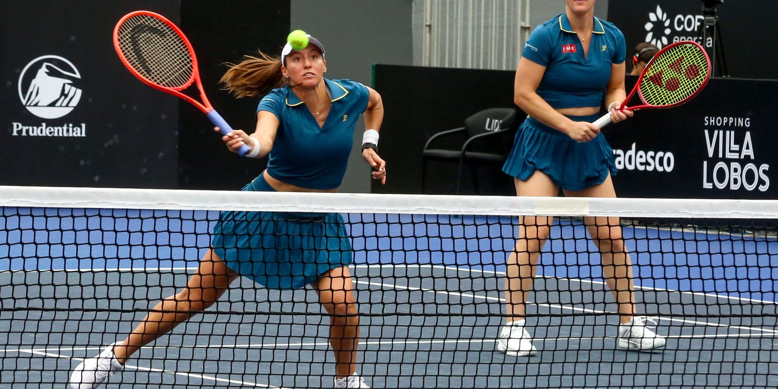 Luisa Stefani avança às semifinais do SP Open; Naná e Victória se destacam apesar da eliminação