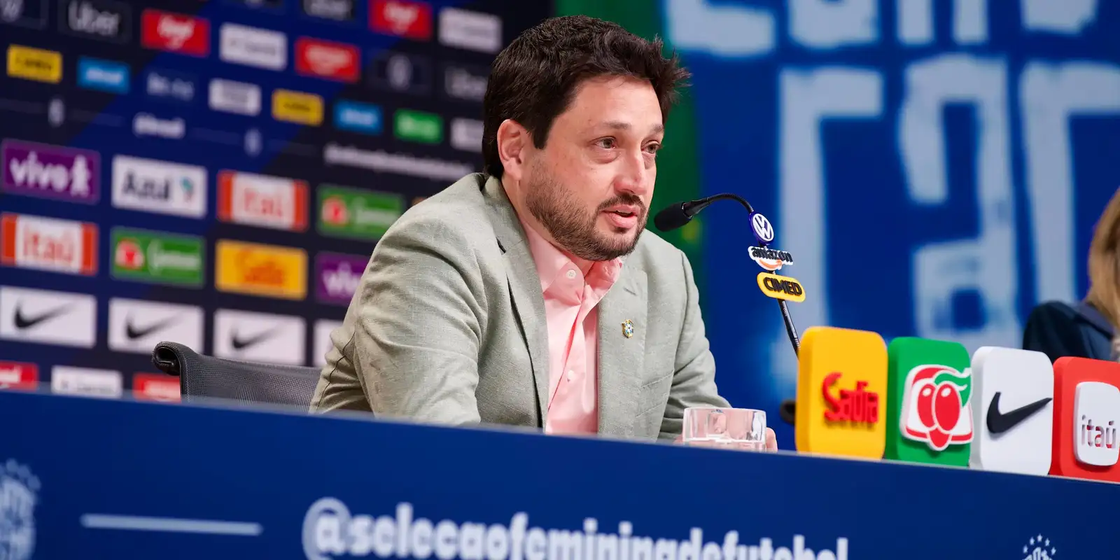 Seleção feminina: Arthur Elias convoca novidades para amistosos cruciais contra a Argentina