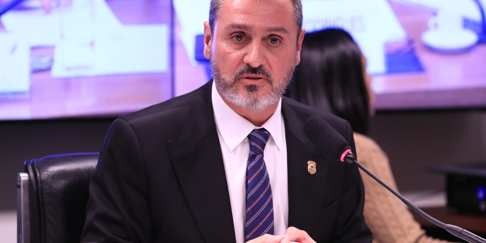 Reviravolta na PF: Flávio Dino reintegra Andrei Rodrigues no comando