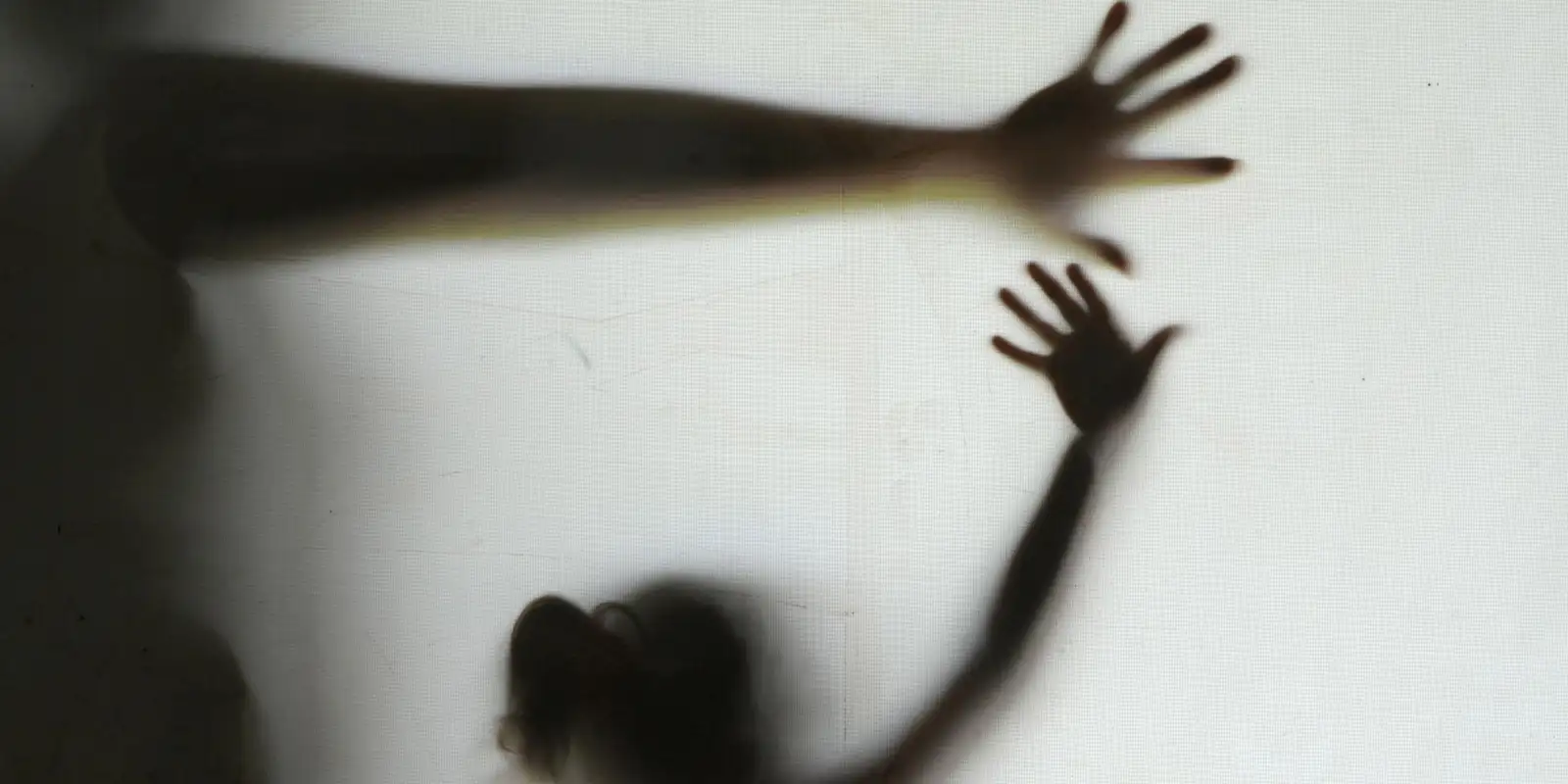 Nova plataforma gratuita centraliza denúncias de violência sexual no Brasil