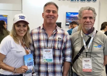 Cabo Frio apresenta roteiros e belezas naturais na ABAV Expo 2026 em São Paulo