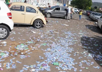 Campanha para o segundo turno das eleições recomeça com foco em mobilização de rua e internet