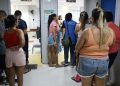 Eleitores da Maré enfrentam mudança de endereço e criam rede para orientar votação