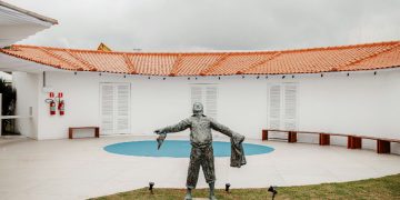 Mulheres de Maricá visitam Museu Casa Darcy Ribeiro pelo projeto Elas na Cultura