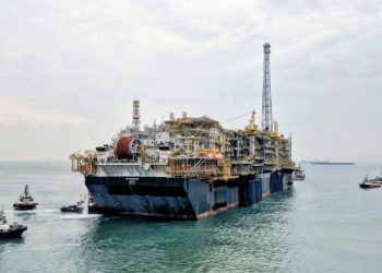 Produção de petróleo no Brasil atinge recorde histórico com liderança do pré-sal