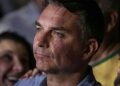 STF multa Flávio Bolsonaro por impulsionar propaganda negativa contra Lula